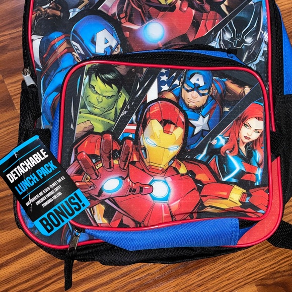 Marvel Avengers Backpack with Detachable Lunchbox - Picture 12 of 13